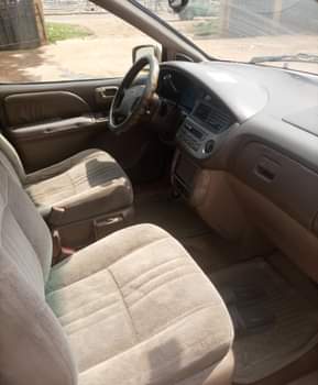 A picture of DANNY YUNG Smarts Auto Toyota Sienna 02 Sound Engine Gear
