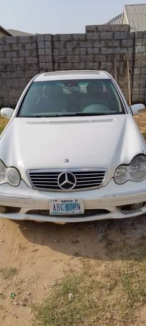 A picture of Distress C 230 Benz for sale 2m to owner sambo