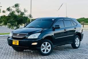 A picture of TOYOTA HARRIER