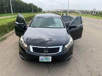 A picture of 2008 sharp Honda accord for sale