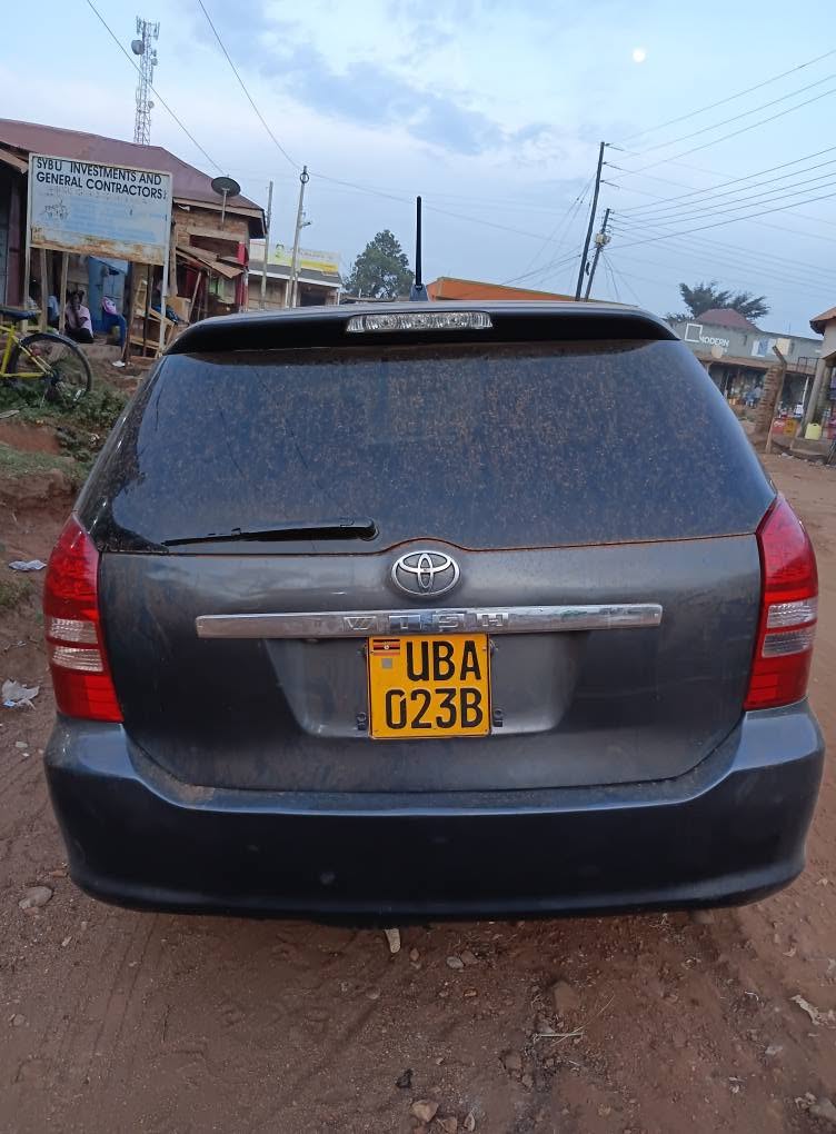 A picture of Toyota Wish
