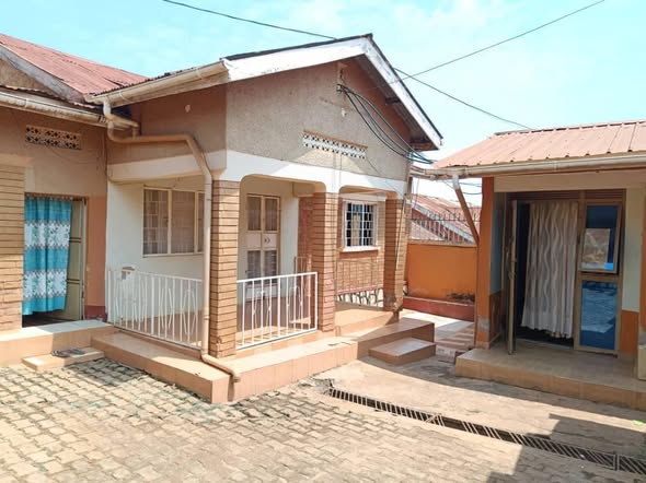 A picture of Hostel rooms for sale in ucu