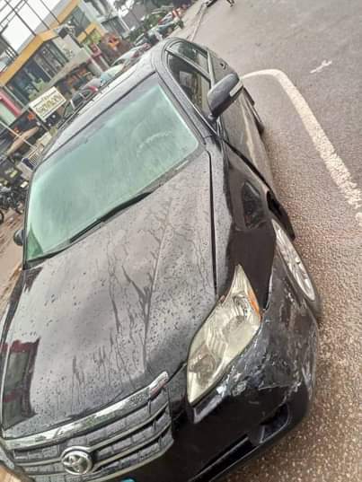 A picture of 2005 Toyota Avalon