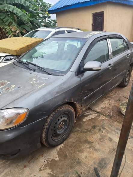A picture of Adamo Ikorodu 06 corolla