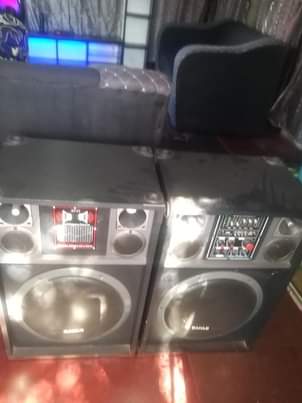speakers