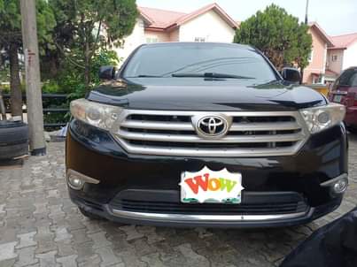 A picture of Toyota Highlander XLE 2013 Model