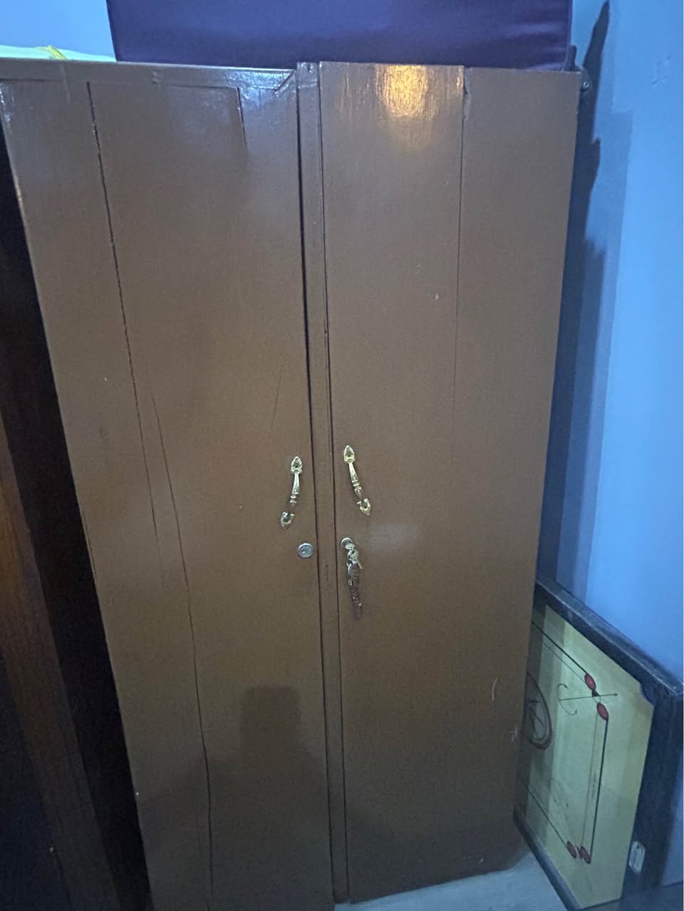 A picture of Cupboard and mattress
