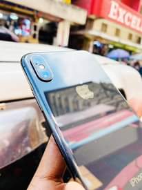 A picture of iPhone x