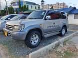 A picture of TOYOTA LAND CRUSER