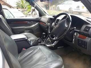 A picture of Prado diesel engine 53million for sale call me on 256751331103