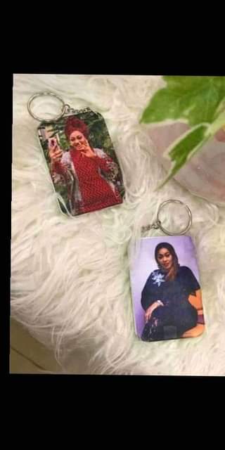 A picture of Necklace bags frame and cups natural foods supplement for your