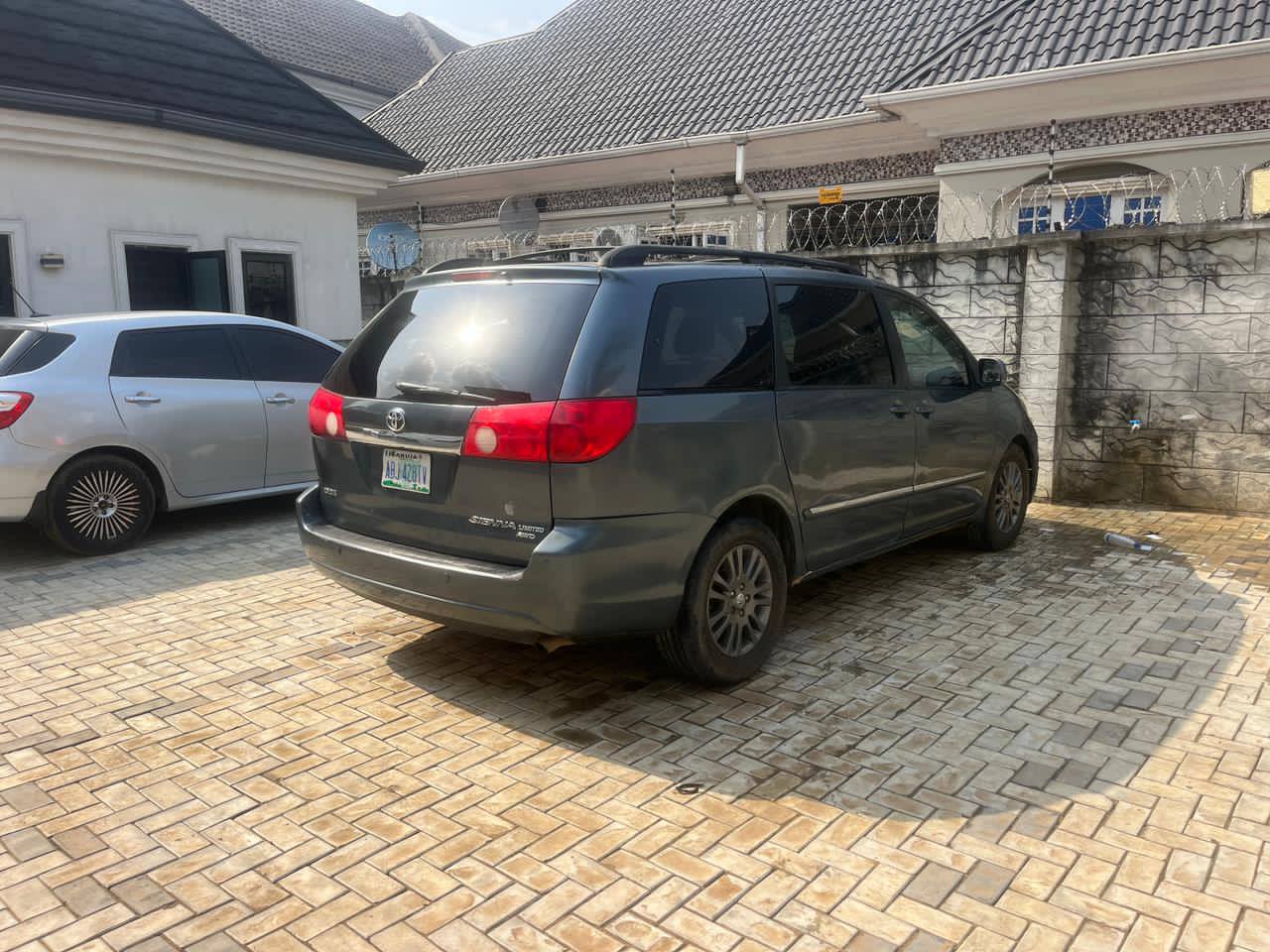 A picture of 2009 Sienna For Sale