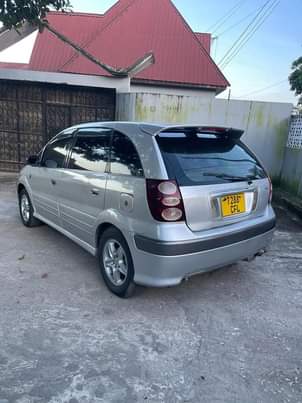 toyota nadia