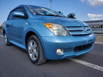 A picture of Toyota Ist 0652564588