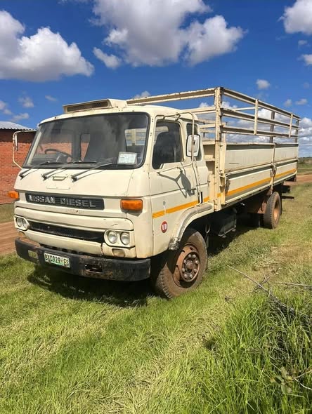 8 ton trucks