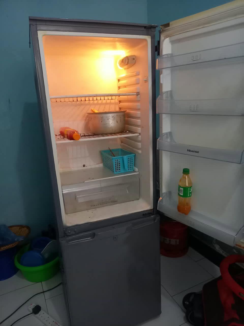 A picture of NAUZA FRIJI YANGU 250000 0755404085