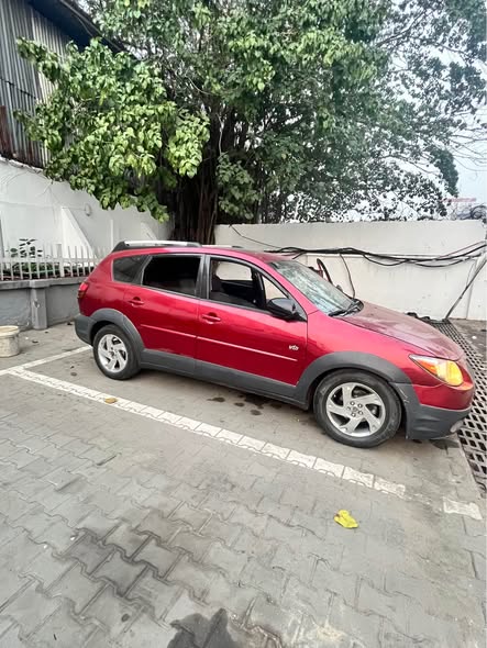 A picture of Pontiac vibe 2005