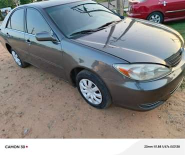 A picture of 2004 Toyota Camry Register