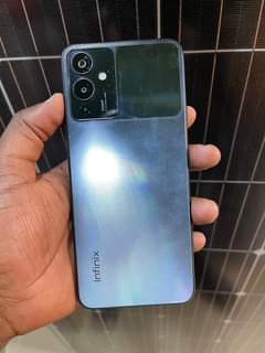 A picture of INFINIX NOTE 12