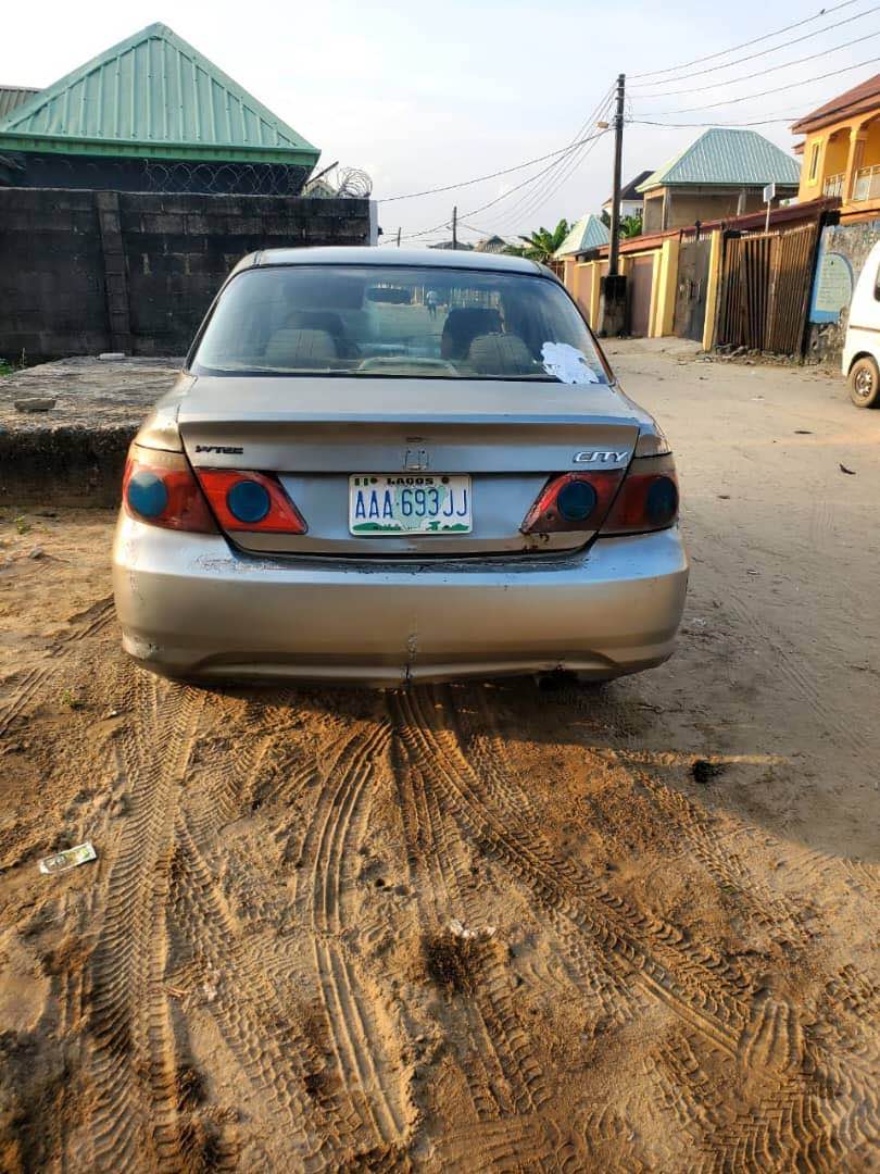 A picture of Honda city 2008