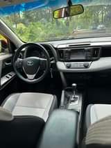 A picture of Toyota RAV4 XLE 2017