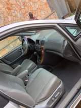 A picture of Lexus Rx 300