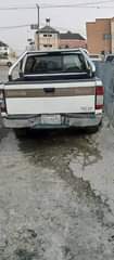 A picture of 2004 Nissan Frontier 4wd