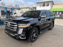 A picture of SUPER CLEAN DEAL Neatly used 2015 upgraded to 2022 Toyota