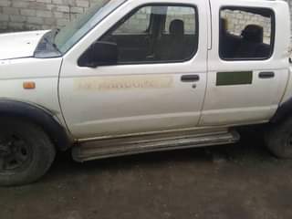 used nissan hardbody