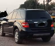 A picture of Clean used Mercedes ML350 2007 model 3m net price Neatly
