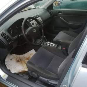 A picture of Newly arrived urgently sales Tokunbo Honda Civic HYBRID Year of