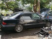 benz e200