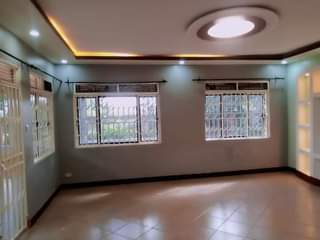 A picture of 3 bedroom 3 bathroom bungalow for rent in kira