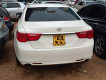 A picture of TOYOTA MARK X 2012