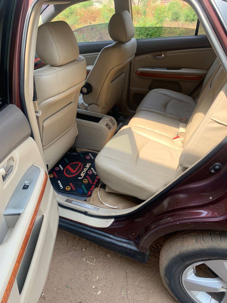 A picture of Lexus RX350