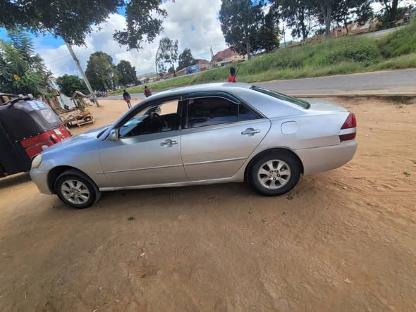 A picture of Njoo tumalize biashara Bei ml 3 9 simu 0620854998