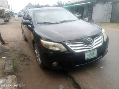 A picture of Toyota Camry 2008 Model Colour black First body beautiful interior