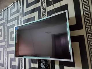 A picture of 40inches curve Polystar Smart Television