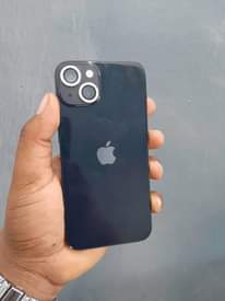 A picture of Iphone 13 plain