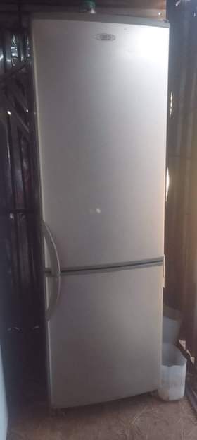 classifieds/fridges