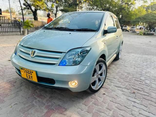 A picture of Toyota IST