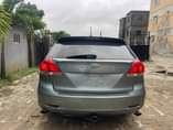 A picture of Wow This is pre owned Toyota venza 2010 model barely