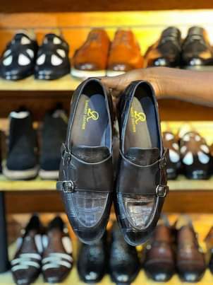 A picture of Pure leather DOUBLE MONK STRAPS