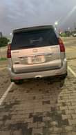 A picture of 2005 Lexus GX470 Yes
