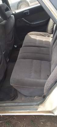 A picture of Toyota Camry old model wagon manual transmission is available with