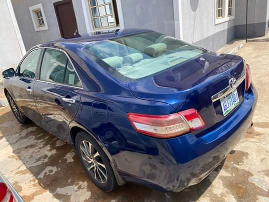 A picture of Few months registered 2010 Toyota Camry muscle Pure first body