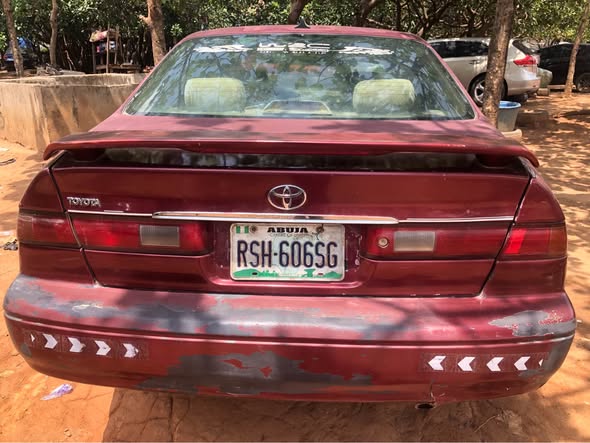A picture of 2000 Toyota Camry Pencil