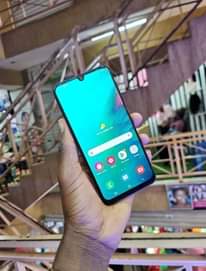 A picture of Samsung galaxy A50