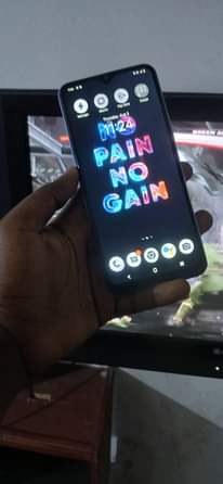 A picture of Vivo y33s GB 128