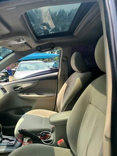 A picture of USED COROLLA 2010